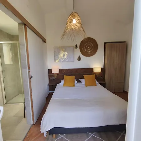 Gasthuis Isula Bella Figari (Corsica)